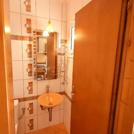 Nena Sea Side Maisonette, *