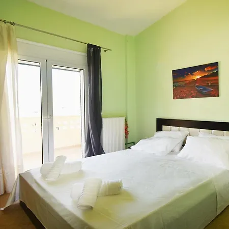 Nena Sea Side Maisonette, Σπίτι διακοπών *