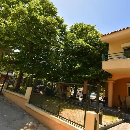 Nena Sea Side Maisonette, 別荘